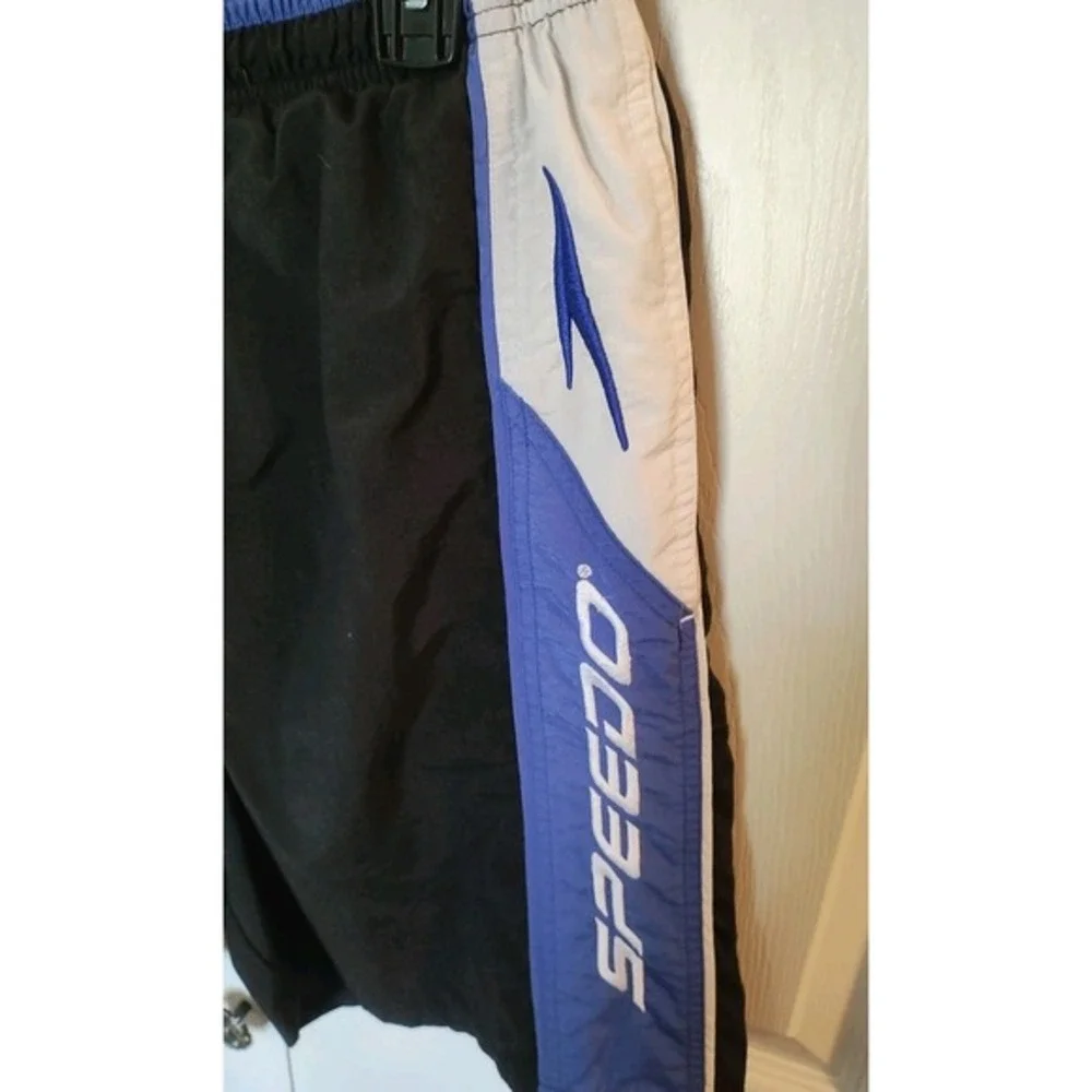 Men's Medium Speedo Swimming‎ Shorts